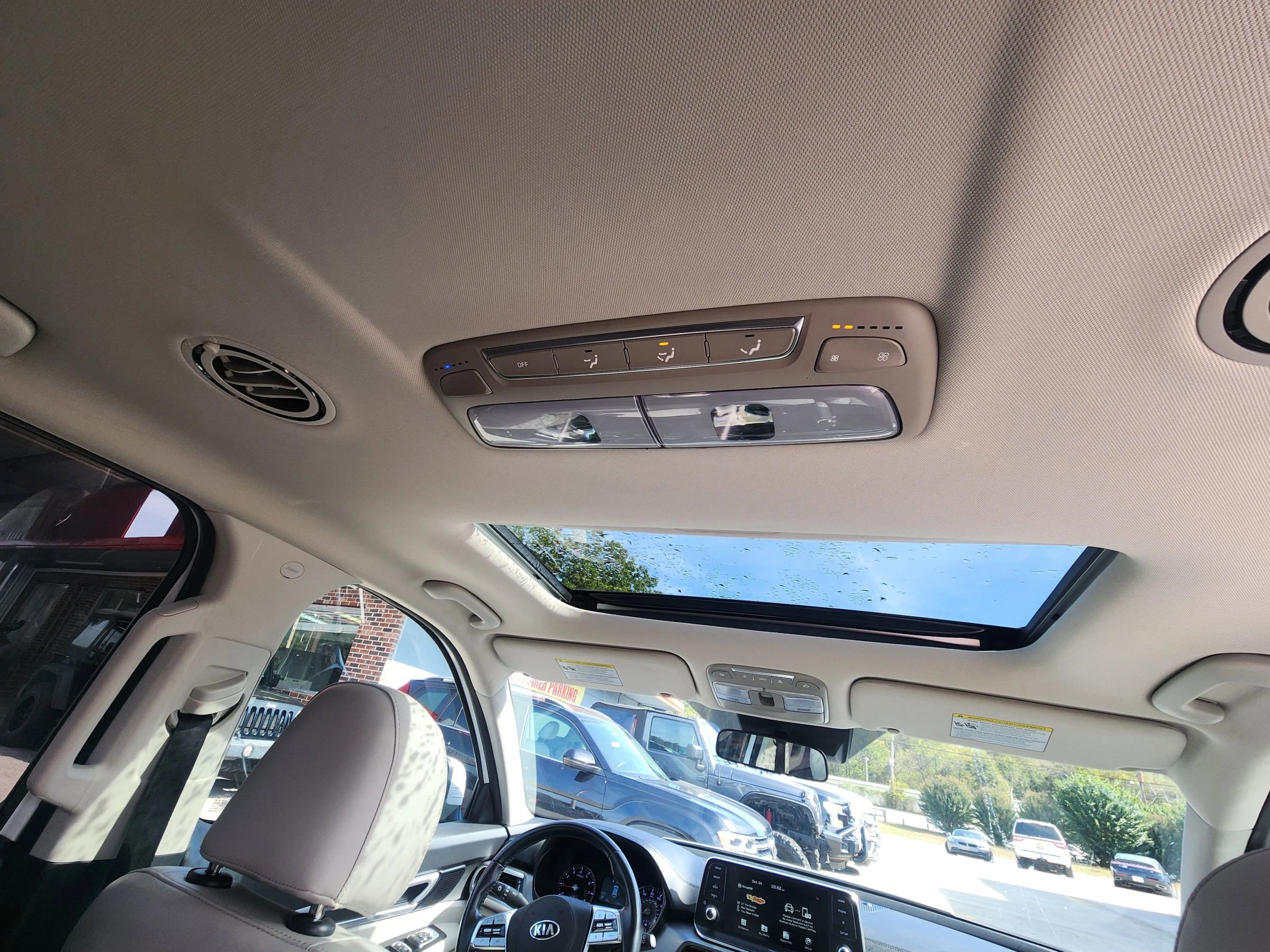 Used 2021 Kia Telluride S image 16