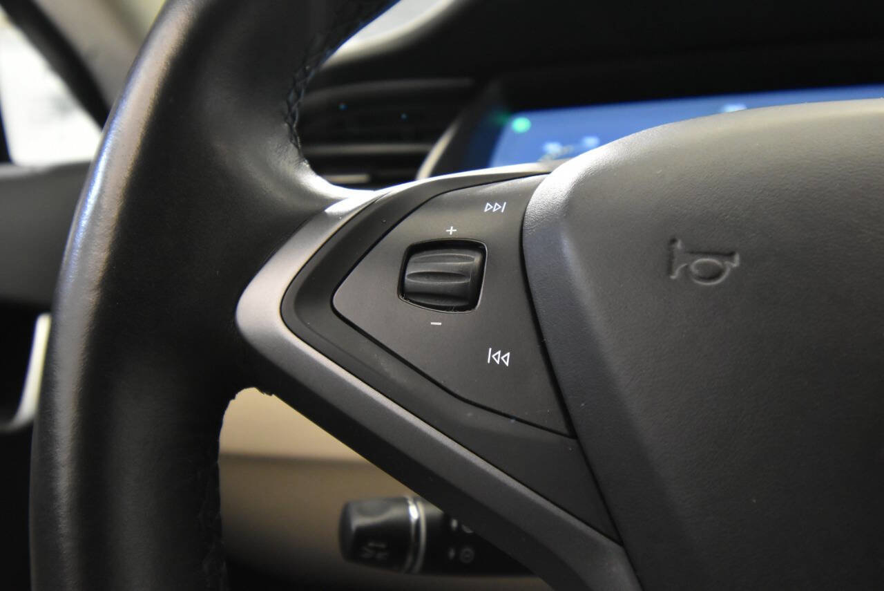 Used 2018 Tesla Model S P100D image 23