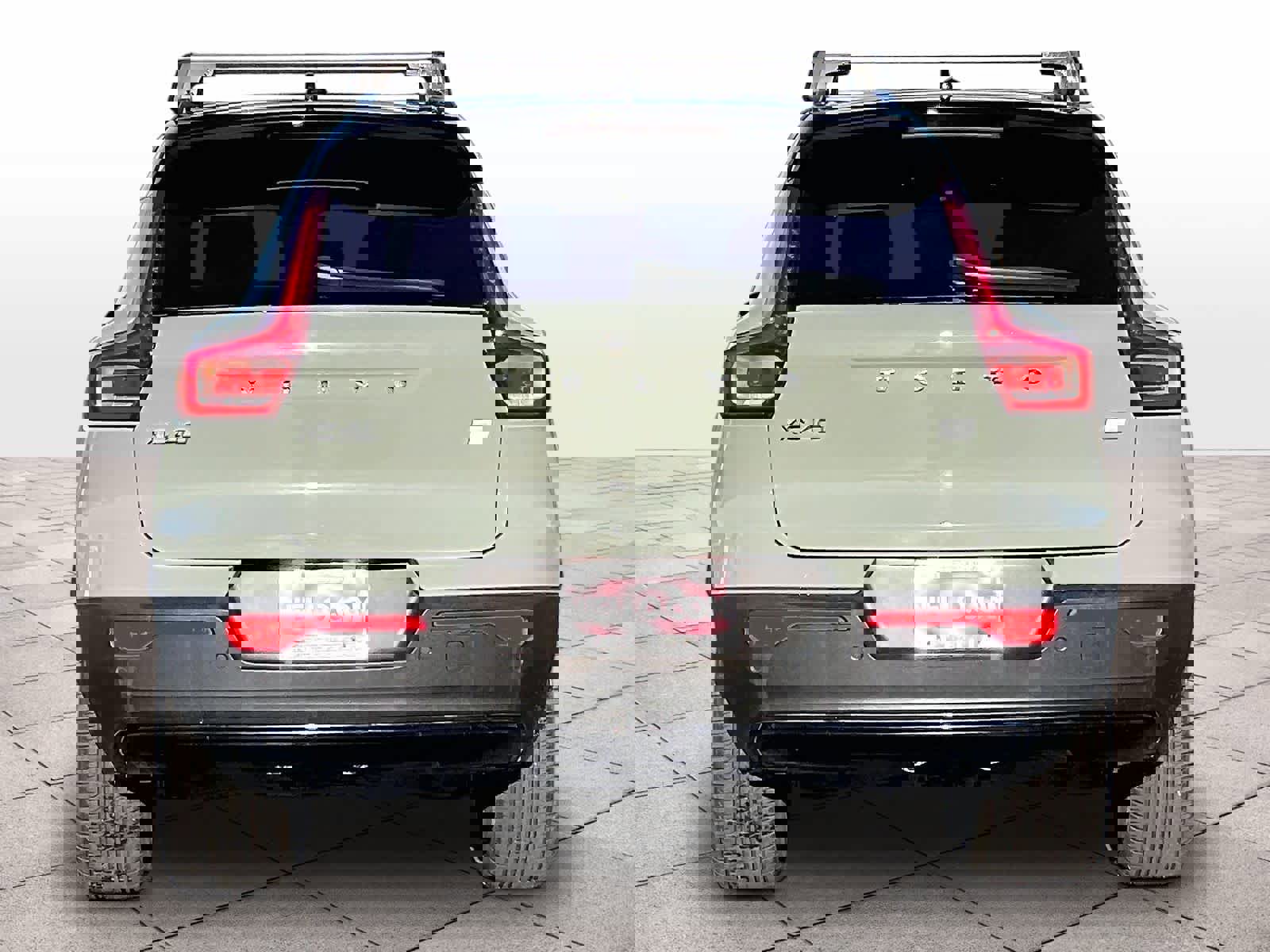 Used 2023 Volvo XC40 Recharge Ultimate image 7