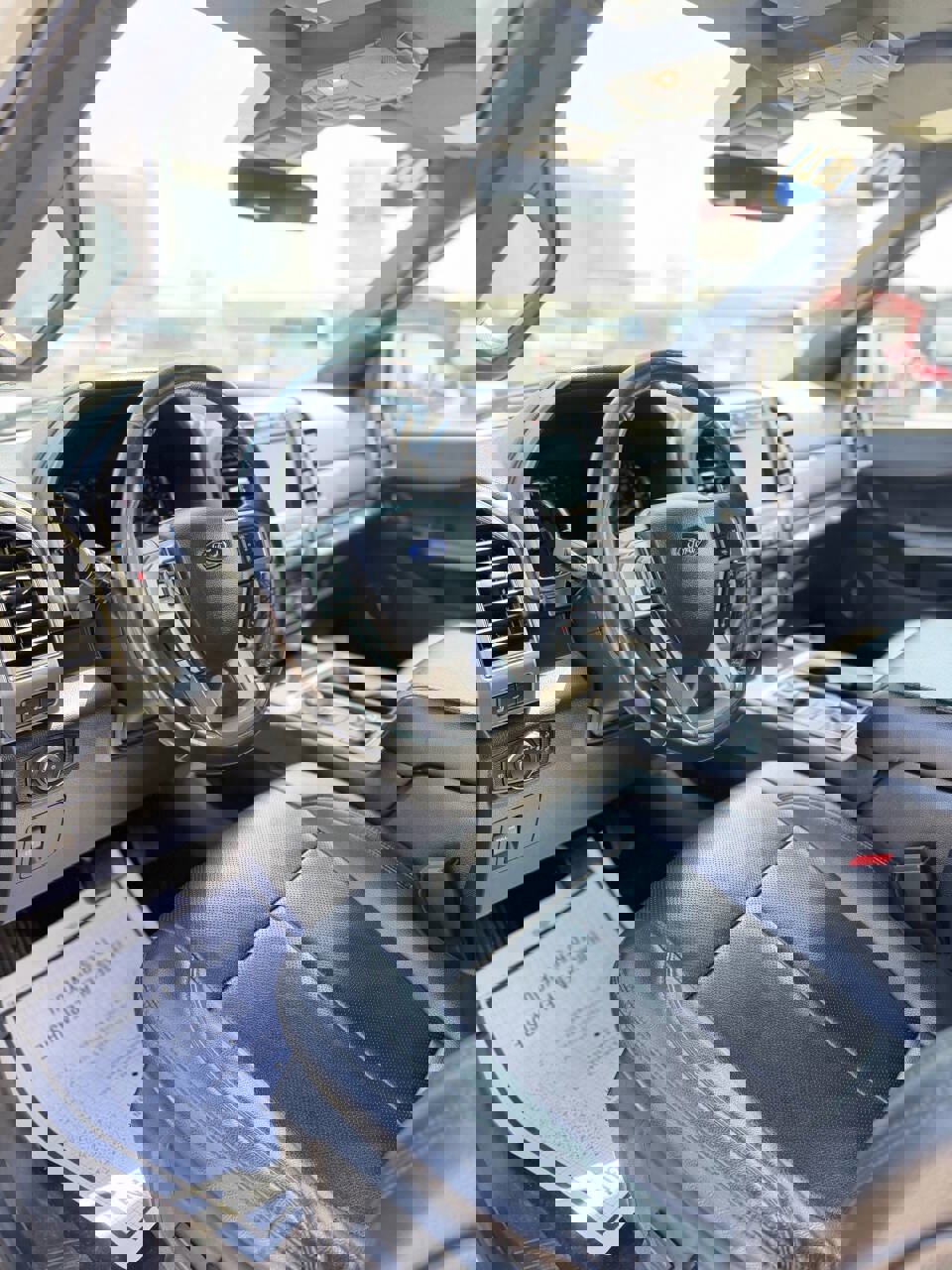 Used 2021 Ford Expedition XLT image 10