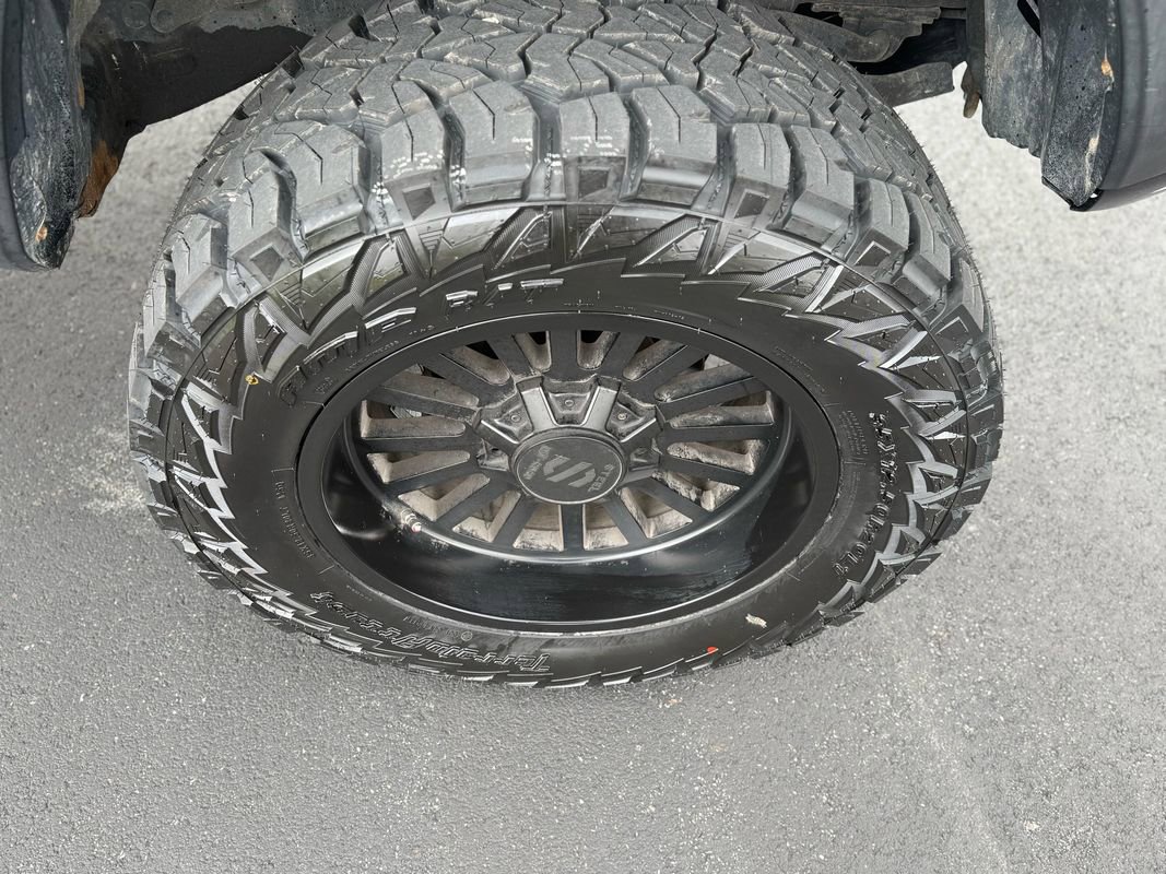 Used 2017 Toyota Tacoma TRD Off-Road w/ Premium & Technology Package image 25