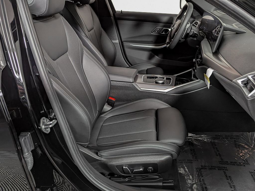 Used 2025 BMW 330i xDrive Sedan w/ M Sport Package image 24