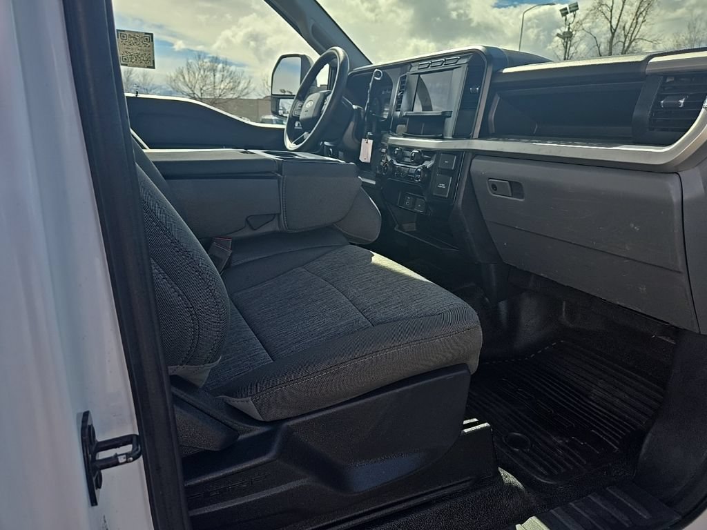 Used 2024 Ford F350 XL AWD/4WD image 24