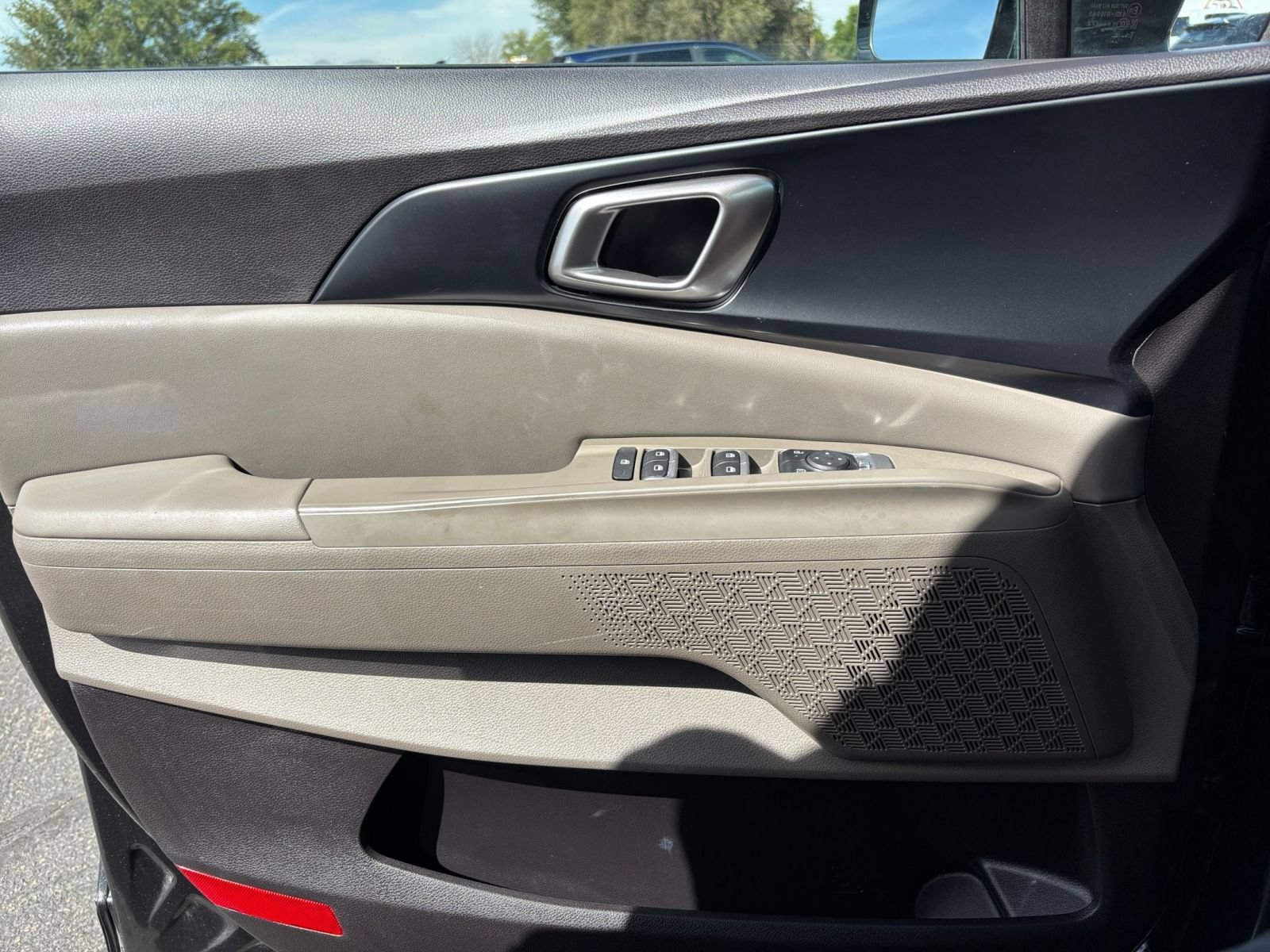 Used 2026 Kia Carnival FWD image 18