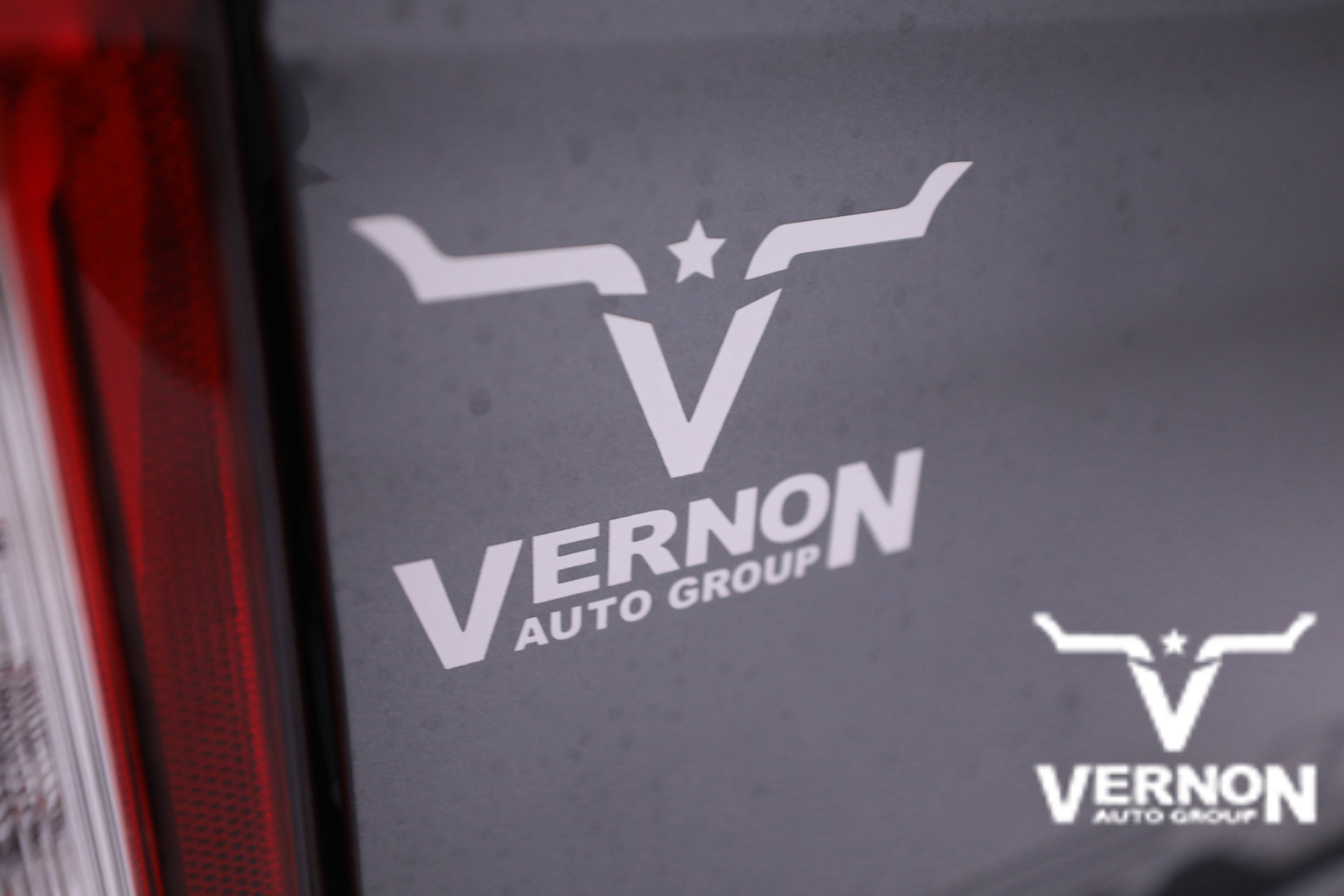 New 2026 Ford F250 Lariat w/ Chrome Package image 48