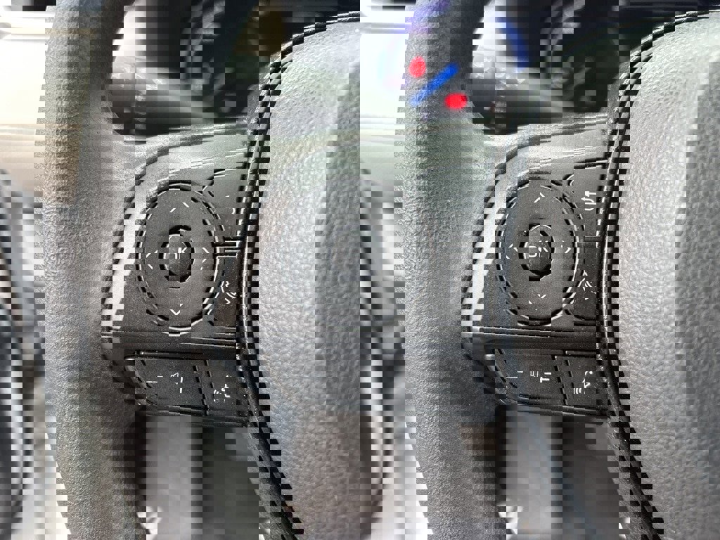 Used 2023 Toyota RAV4 XLE image 8