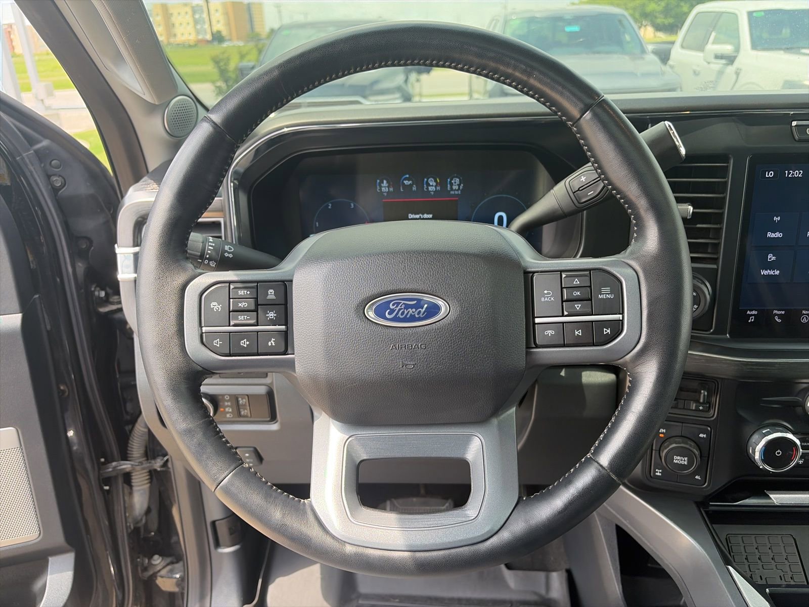 Used 2024 Ford F250 Lariat w/ Lariat Ultimate Package AWD/4WD image 17