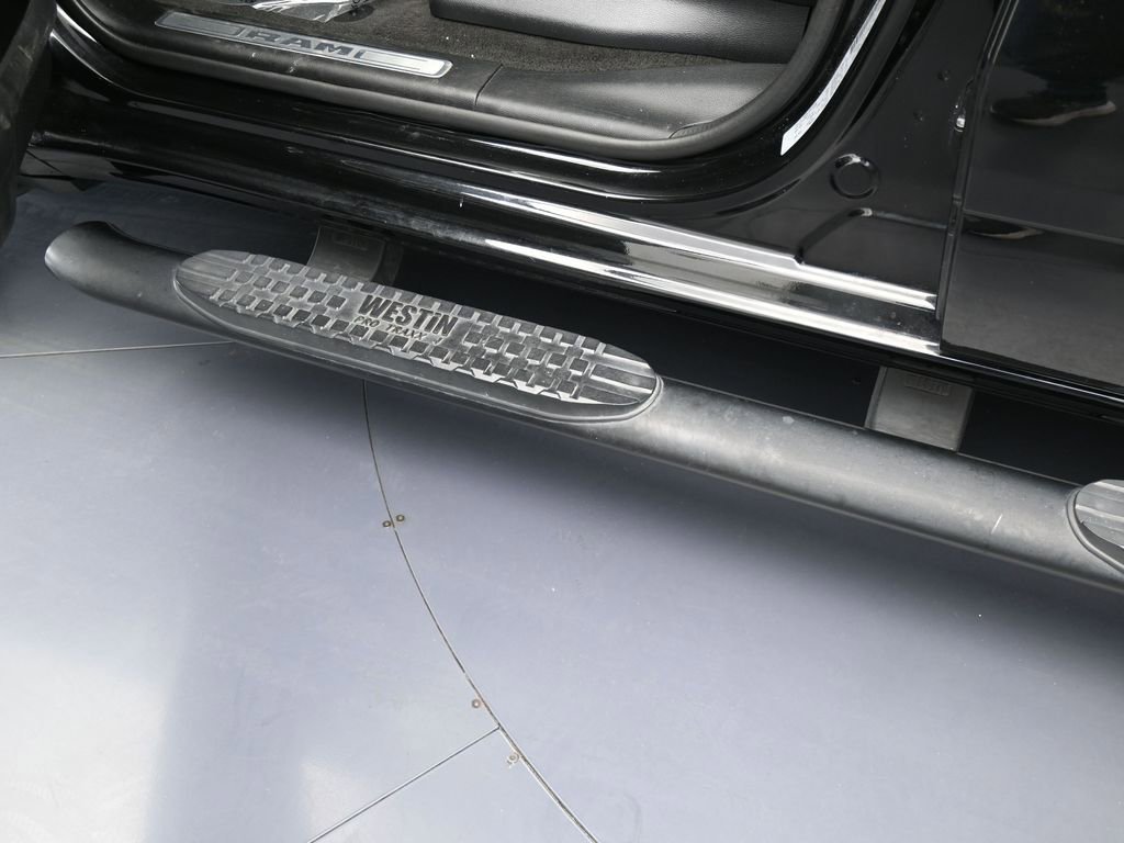 Used 2020 RAM 1500 Laramie image 36