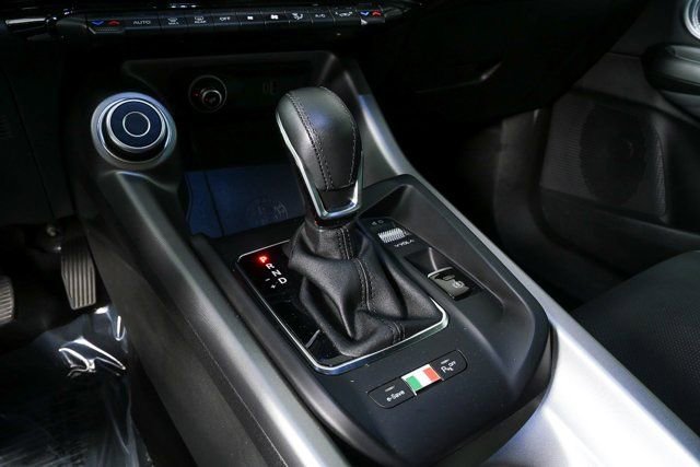 Used 2024 Alfa Romeo Tonale Ti image 19