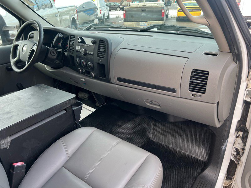 Used 2013 Chevrolet Silverado 1500 W/T image 13