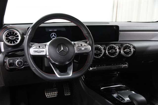 Used 2020 Mercedes-Benz CLA 250 4MATIC image 6