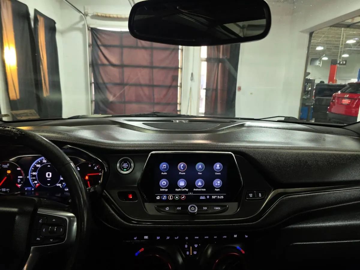 Used 2019 Chevrolet Blazer RS w/ Sun and Wheels Package image 18