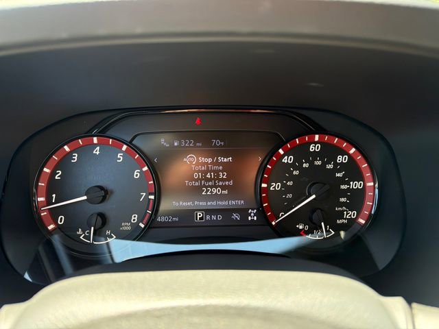 Used 2025 Nissan Frontier PRO-4X AWD/4WD image 10