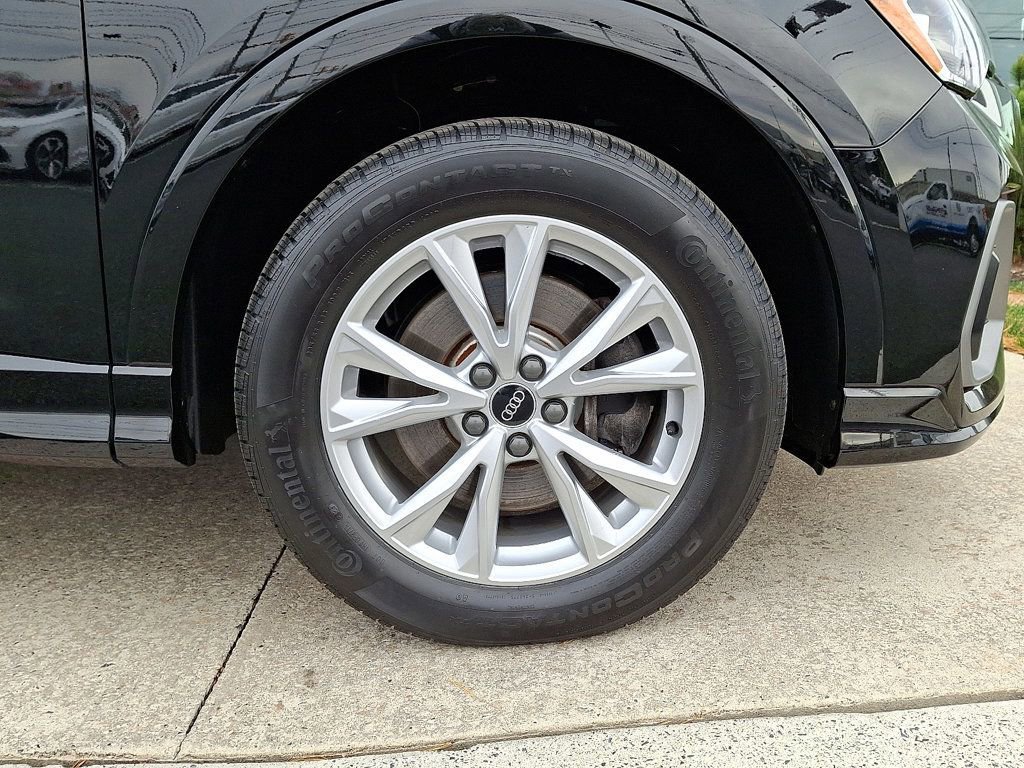 Used 2022 Audi Q3 2.0T Premium w/ Convenience Package image 8