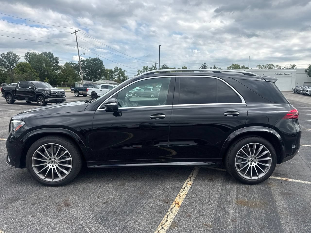 Used 2024 Mercedes-Benz GLE 450 4MATIC image 9