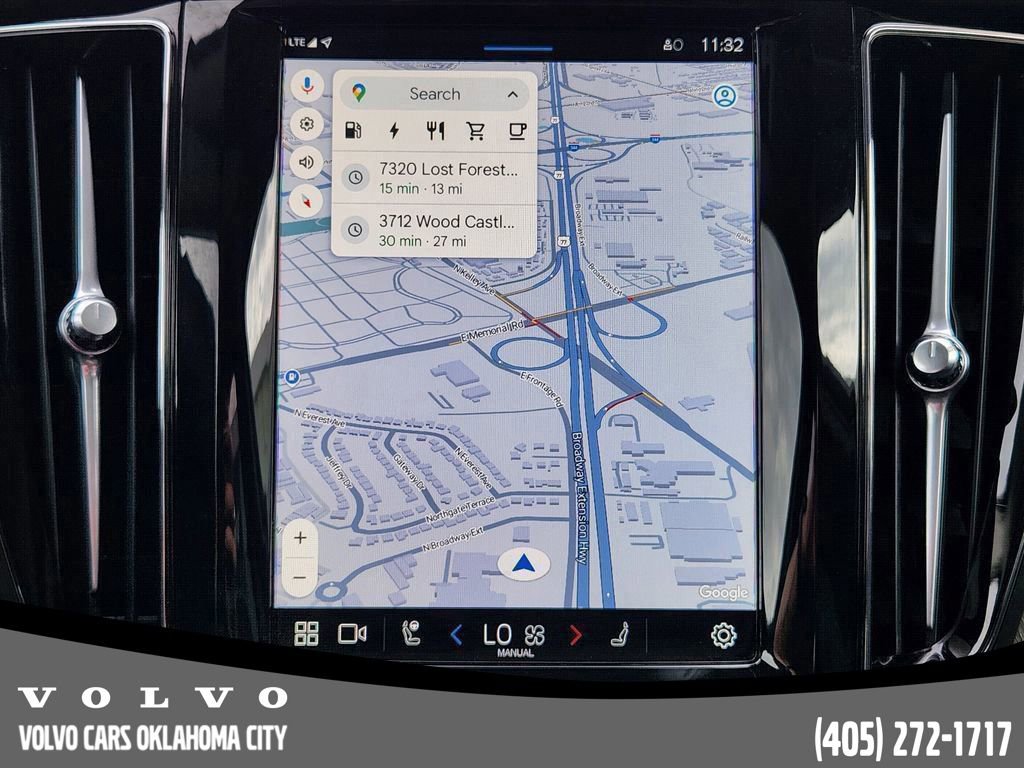 Certified 2025 Volvo XC60 T8 Plus w/ Protection Package Premier image 16