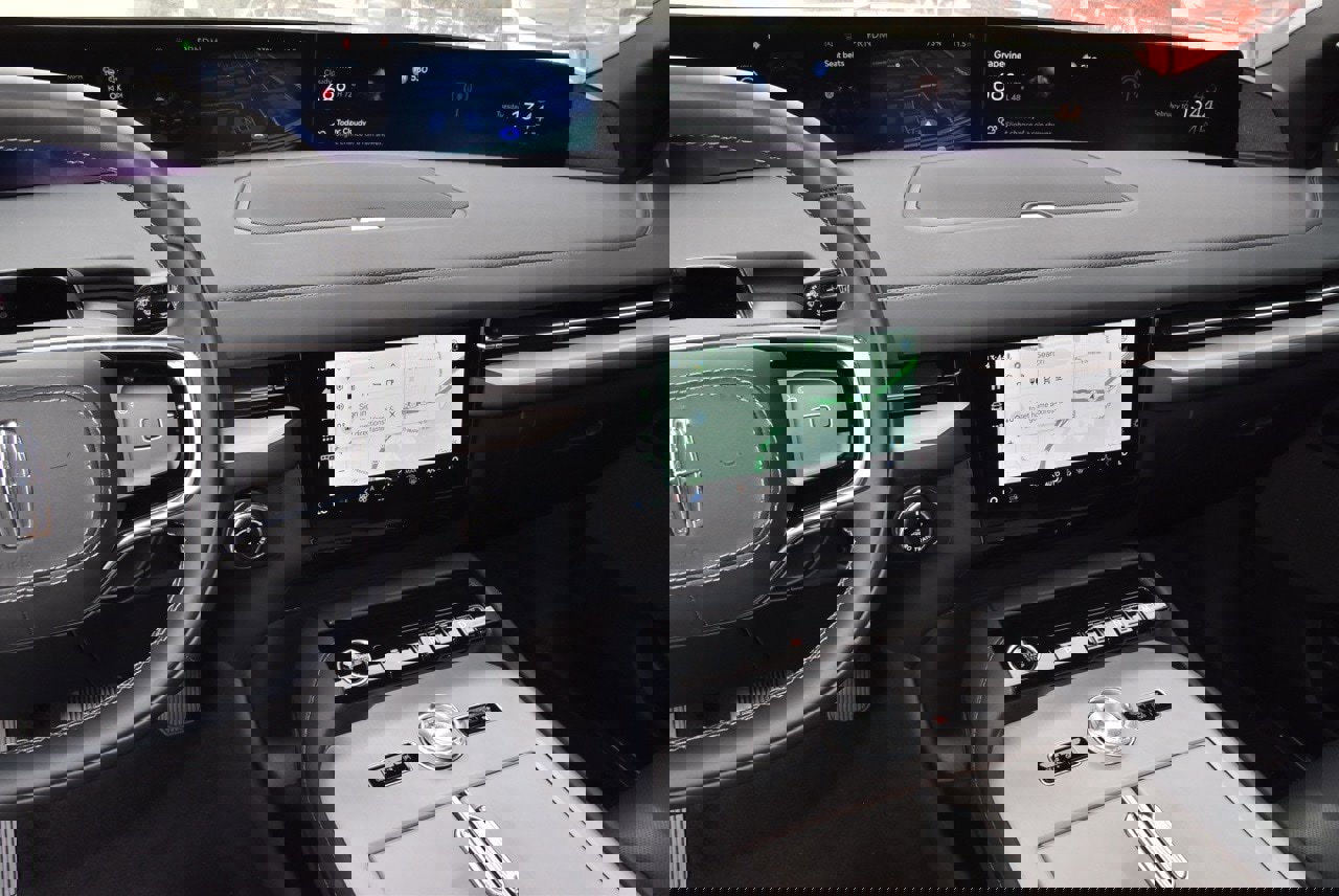 New 2025 Lincoln Navigator Reserve w/ Jet Appearance Package image 36