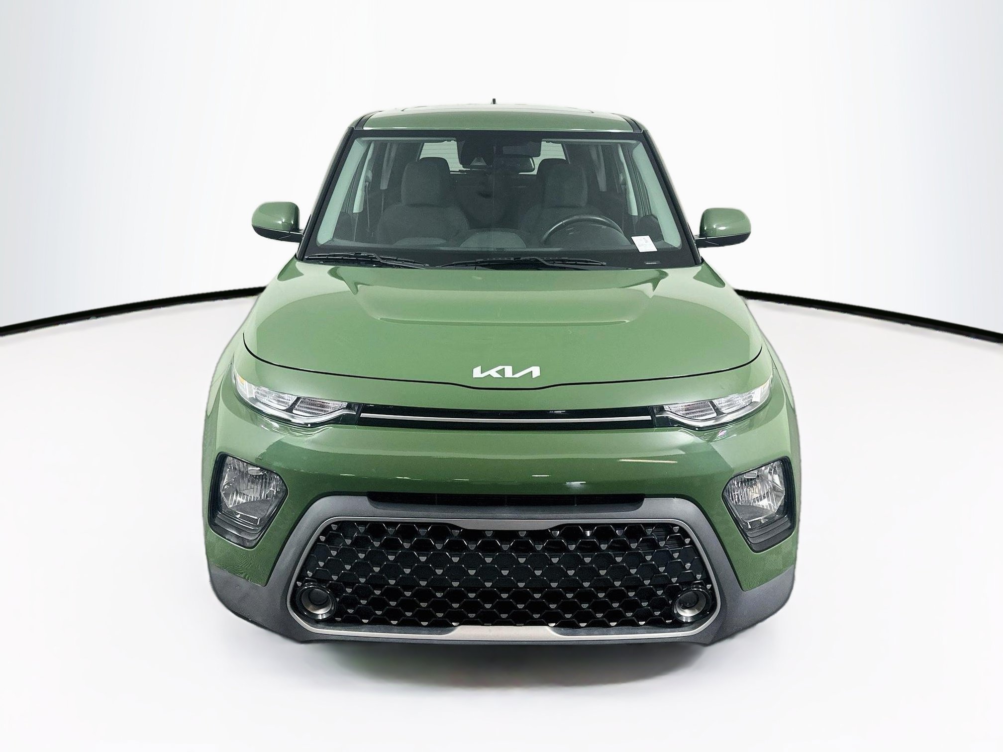 Used 2022 Kia Soul EX FWD image 2