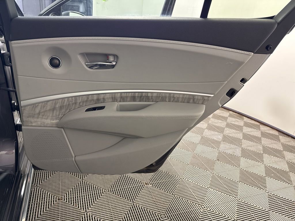 Used 2018 Acura RLX w/ Technology Package FWD image 24