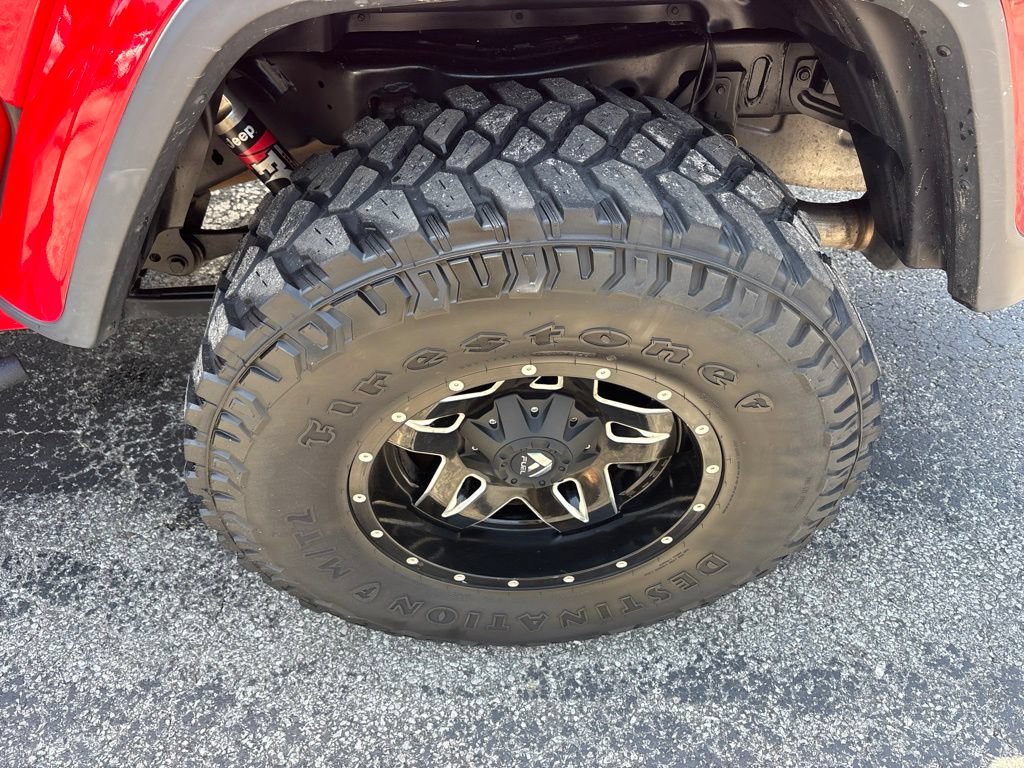 Used 2020 Jeep Gladiator Overland AWD/4WD image 11