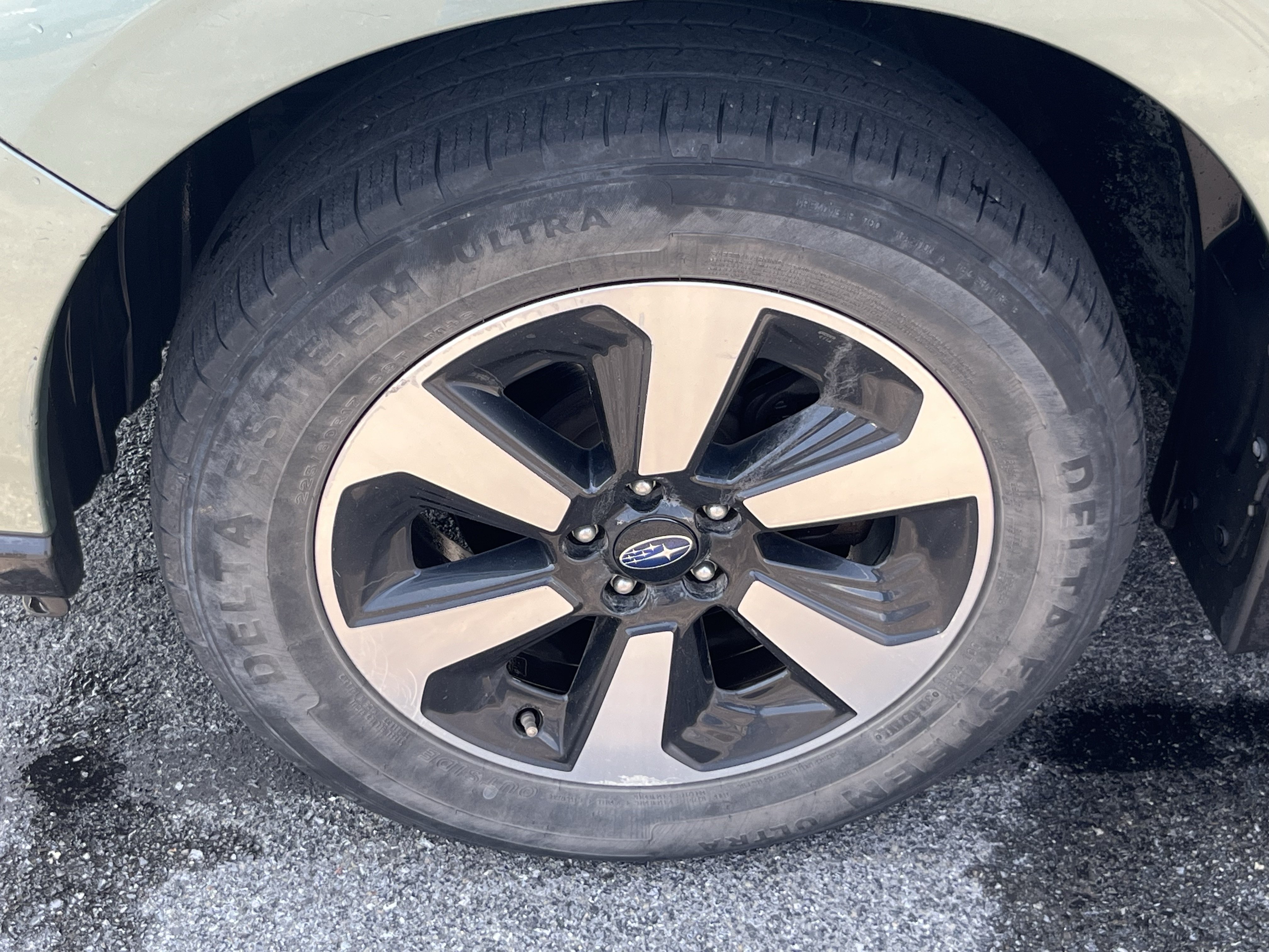Used 2018 Subaru Forester 2.5i w/ Protection Package #1 AWD/4WD image 13