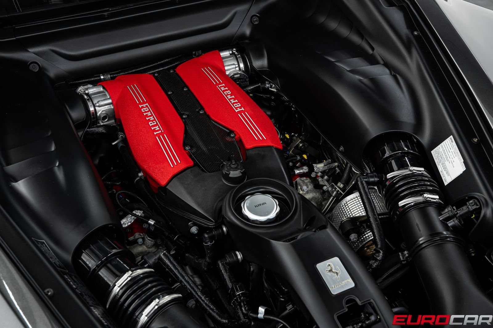 Used 2018 Ferrari 488 GTB RWD image 21