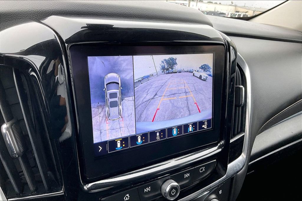 Used 2021 Chevrolet Traverse Premier image 13