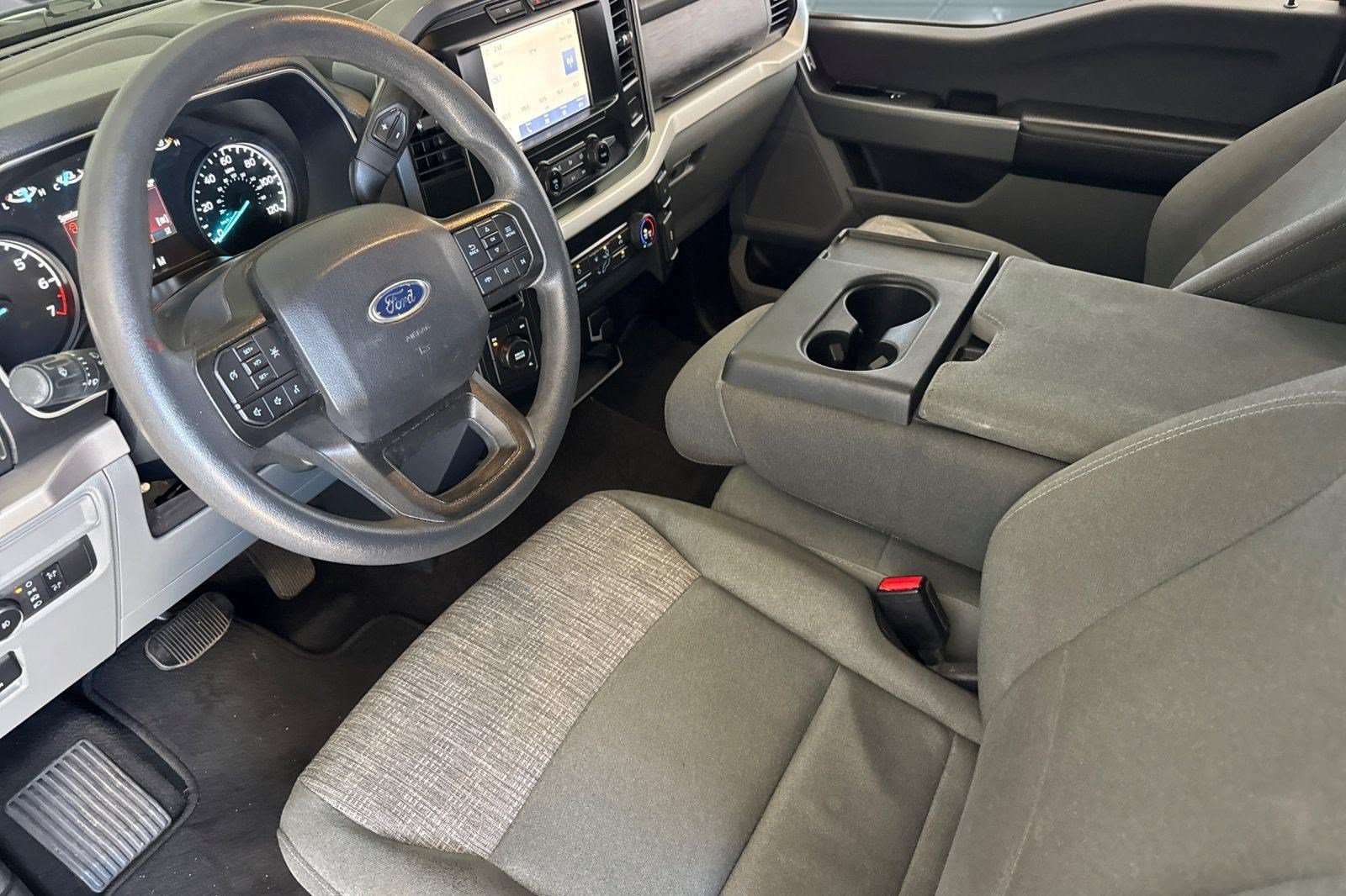 Used 2023 Ford F150 XLT AWD/4WD image 4