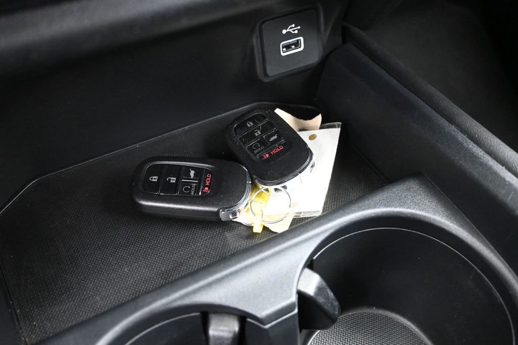 Used 2024 Honda HR-V Sport image 15