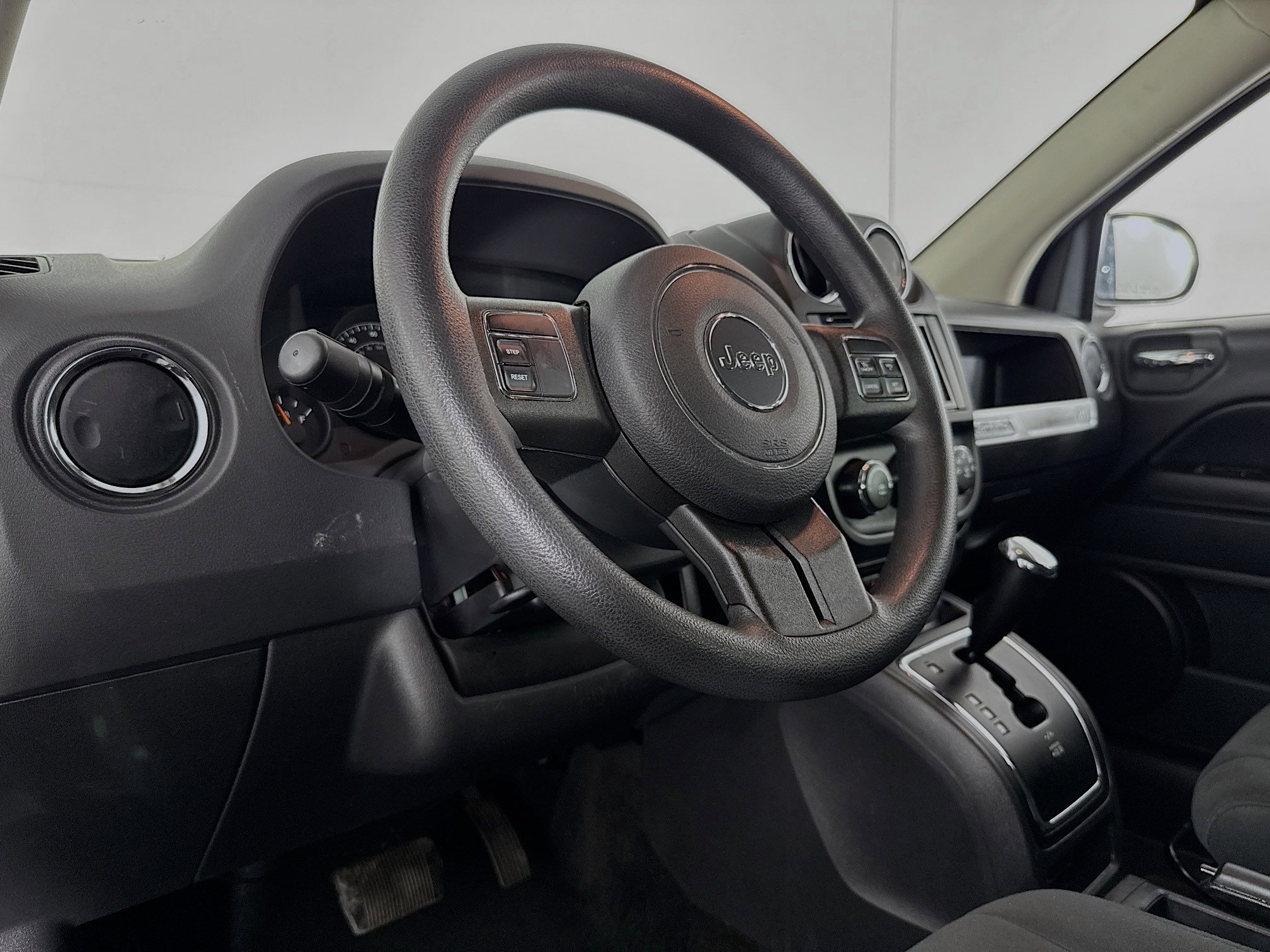 Used 2016 Jeep Compass Sport w/ Power Value Group image 21