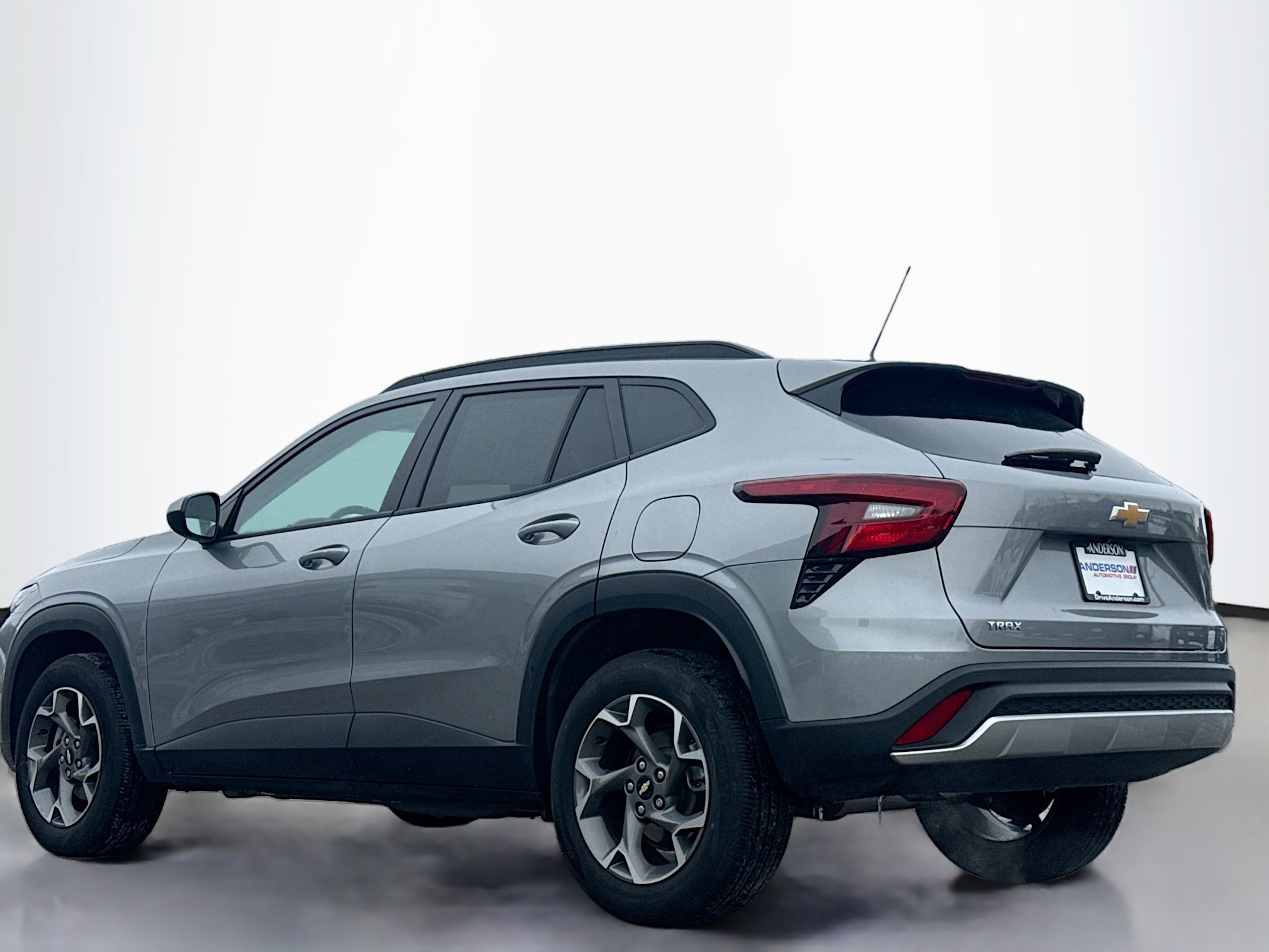 Used 2024 Chevrolet Trax LT w/ Driver Confidence Package image 14