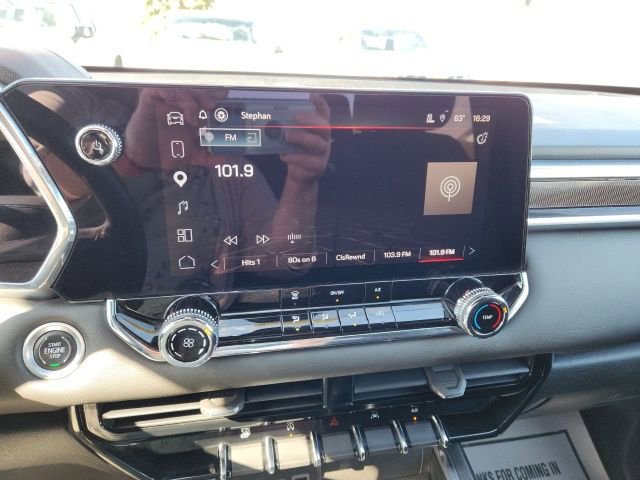 Used 2023 GMC Canyon Elevation AWD/4WD image 16