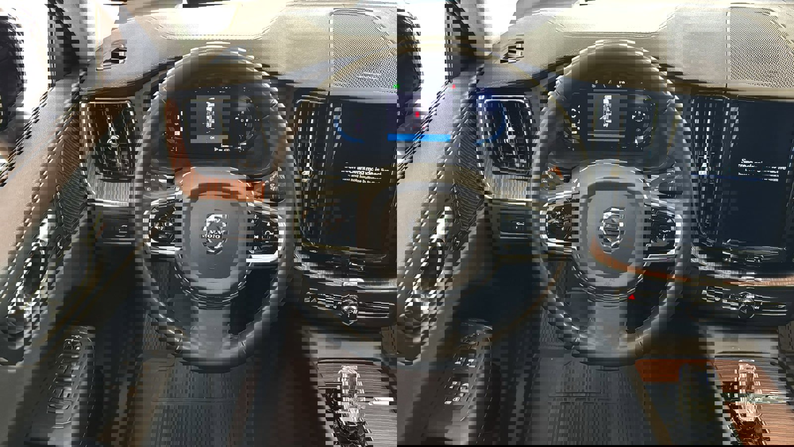 Certified 2023 Volvo XC60 B5 Ultimate w/ Climate Package image 12