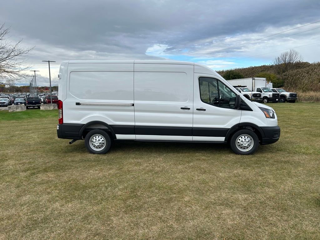 New 2026 Ford Transit 250 148 Medium Roof Extended AWD image 4