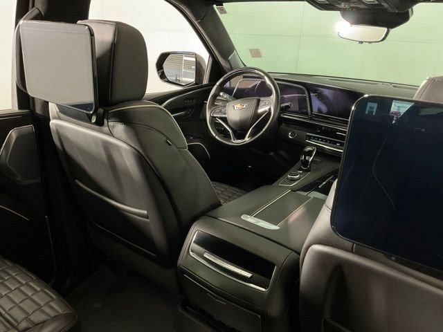 Used 2024 Cadillac Escalade V w/ LPO, ONYX Package AWD/4WD image 30