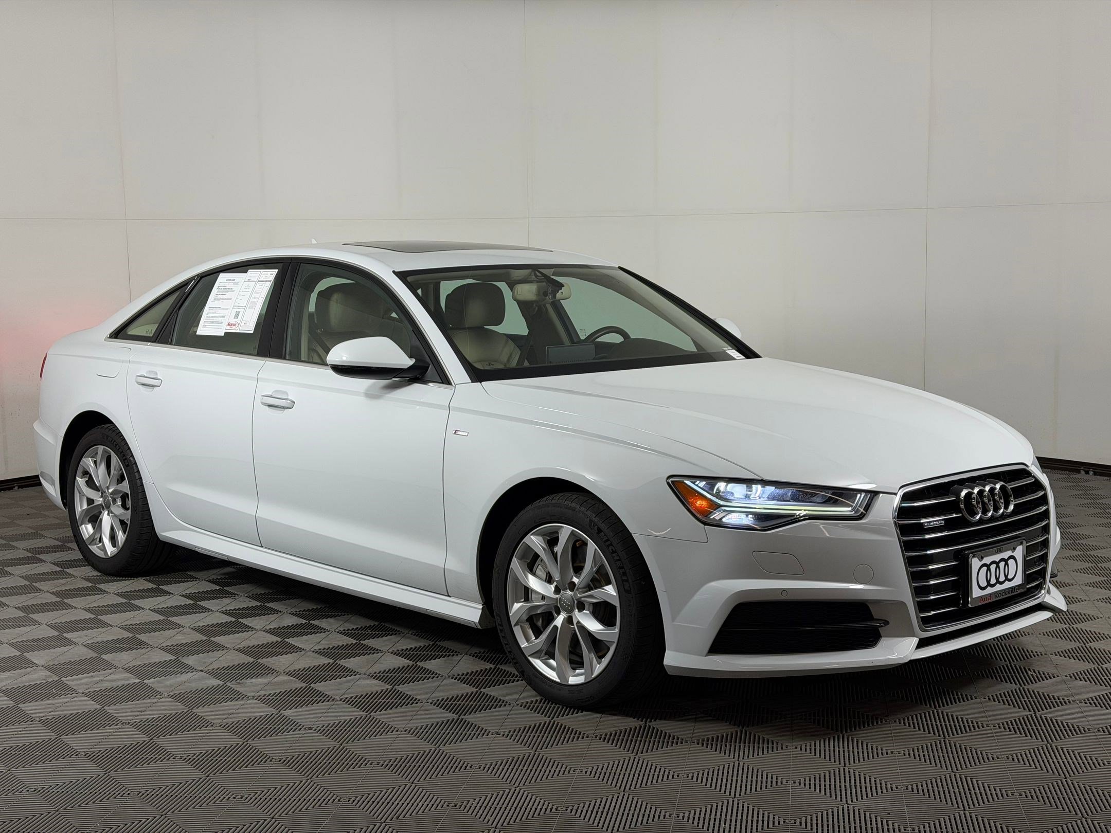 Used 2017 Audi A6 2.0T Premium Plus w/ Premium Plus Package AWD/4WD image 7