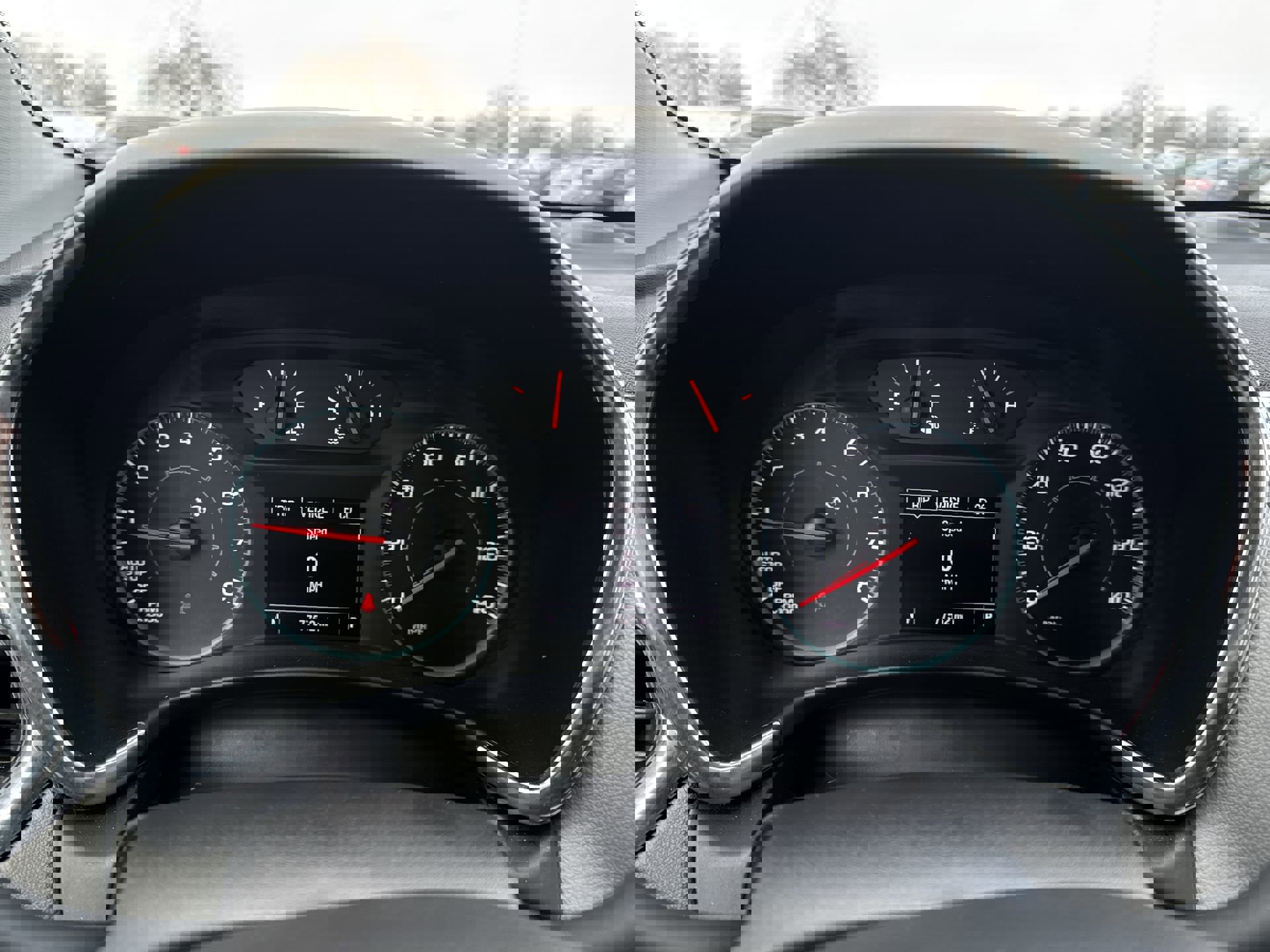 Certified 2024 Chevrolet Equinox LS w/ Driver Confidence II Package image 11