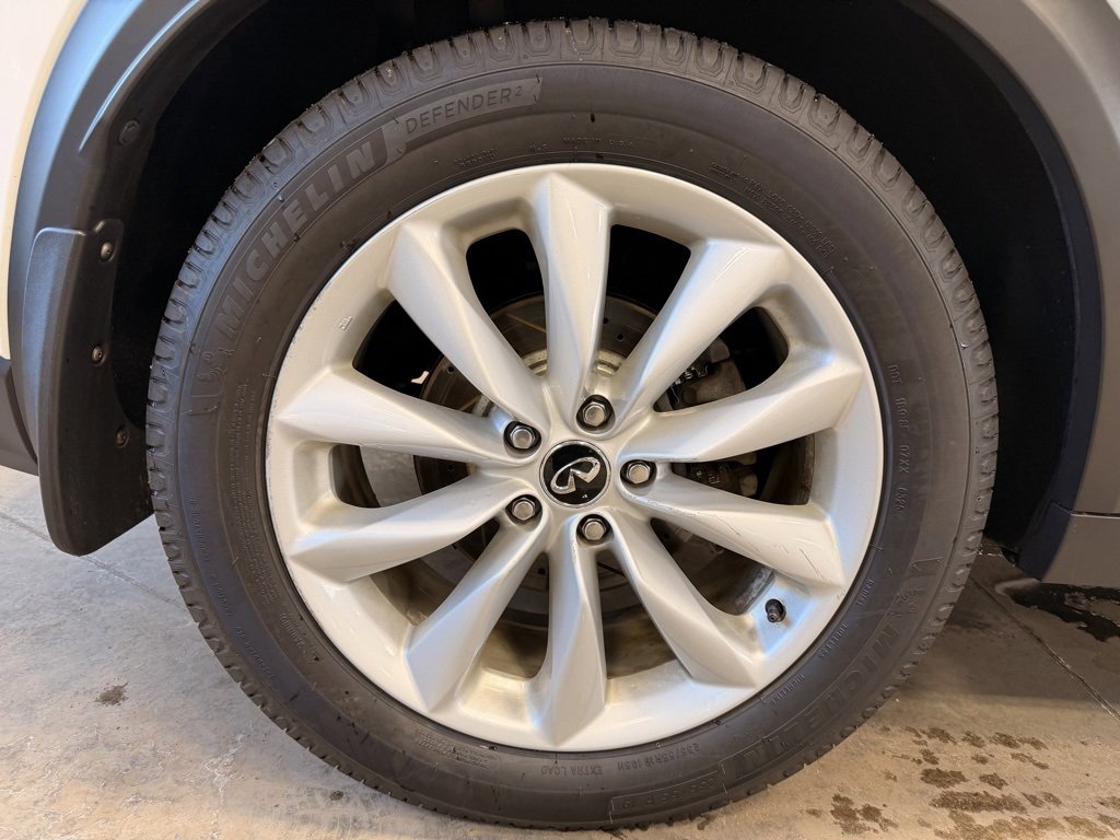 Used 2019 INFINITI QX50 Luxe w/ Cargo Package image 12