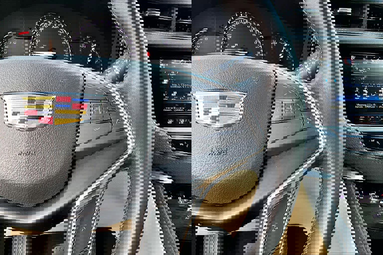 Used 2019 Cadillac XT5 Luxury image 22