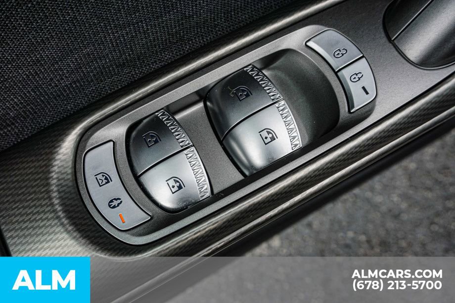 Used 2025 Genesis GV60 RWD image 54