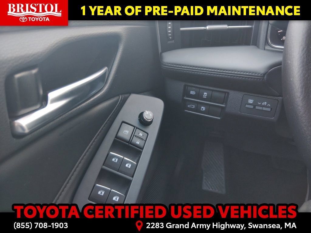 Certified 2022 Toyota Avalon XLE FWD image 19