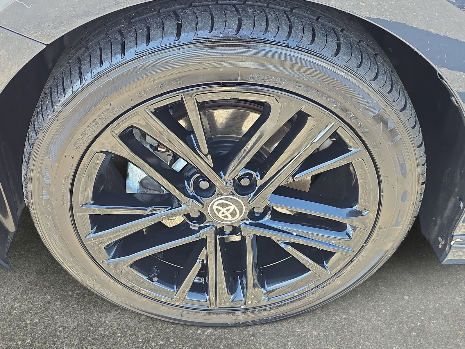 Used 2025 Toyota Camry SE image 28