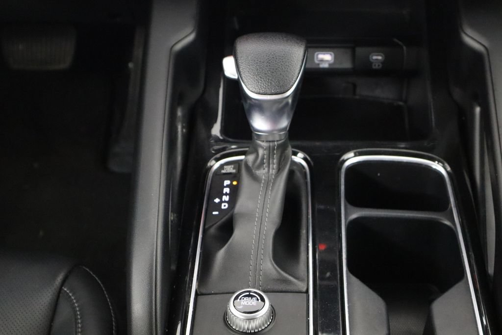 Used 2024 Kia Telluride LX FWD image 28
