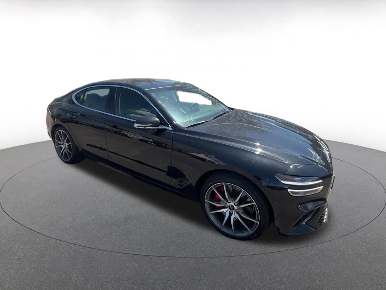 Used 2025 Genesis G70 2.5T AWD/4WD image 2