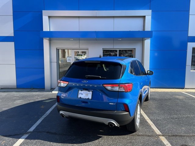 Used 2020 Ford Escape SE image 7