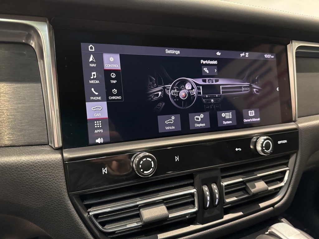 Used 2025 Porsche Macan GTS image 25