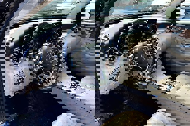 Used 2021 Mercedes-Benz C 300 4MATIC Sedan image 14