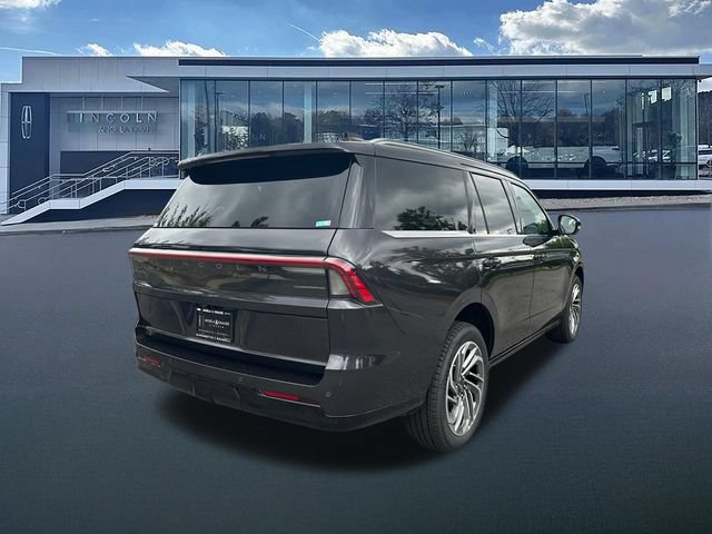 New 2026 Lincoln Navigator Reserve AWD/4WD image 8