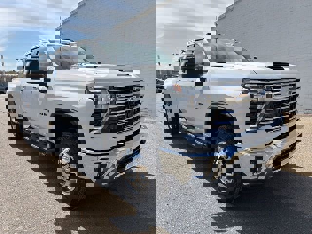 New 2026 Chevrolet Silverado 3500 LTZ w/ LTZ Convenience Package image 8