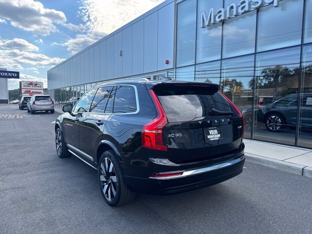 Certified 2025 Volvo XC90 T8 Plus AWD/4WD image 3